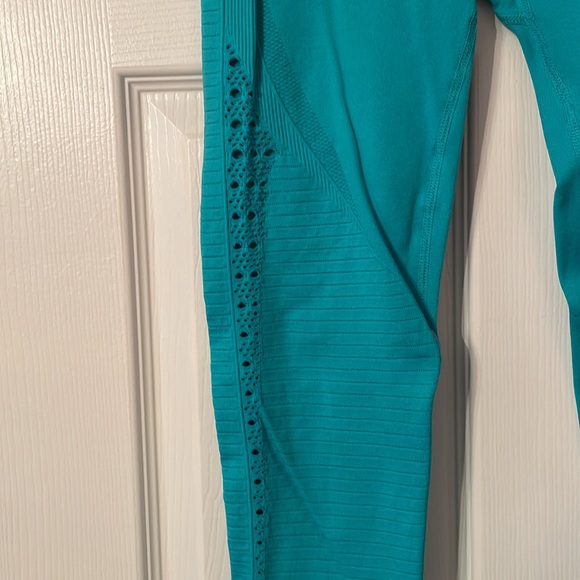 Gymshark Legging - Picture 3 of 9